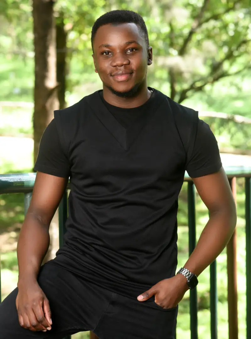 mens-black-v-neck-sleeveless-sweater